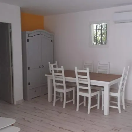 Villa Marseillan-Plage, 3 Pieces, 5 Personnes - Fr-1-326-679 *