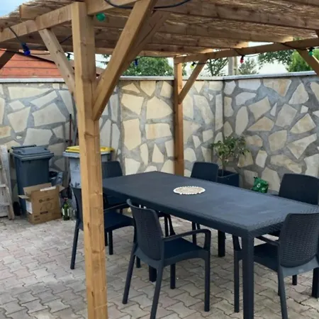 Villa Marseillan-Plage, 3 Pieces, 5 Personnes - Fr-1-326-679
